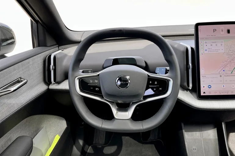 Volvo EX30 Single Motor Extended Range