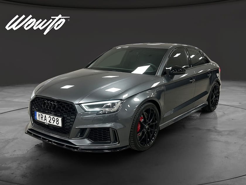 Bild 1 av Audi RS 3 Sedan RS3 400HK /Sportavgas /Cockpit /Navi /Sv-Såld