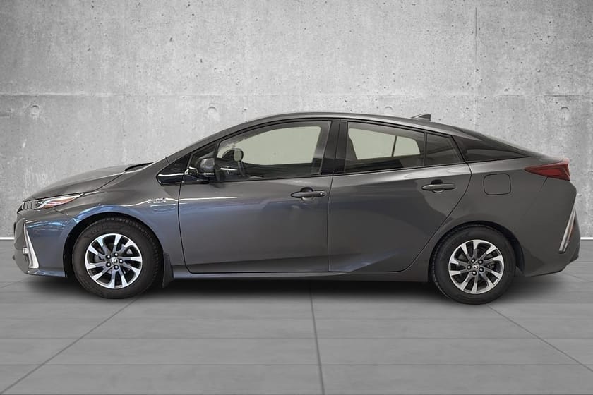 Bilde 2 av Toyota Prius Plug-in Hybrid 1.8 Active Style PLUG-IN/ny service/WLTP 54 km/