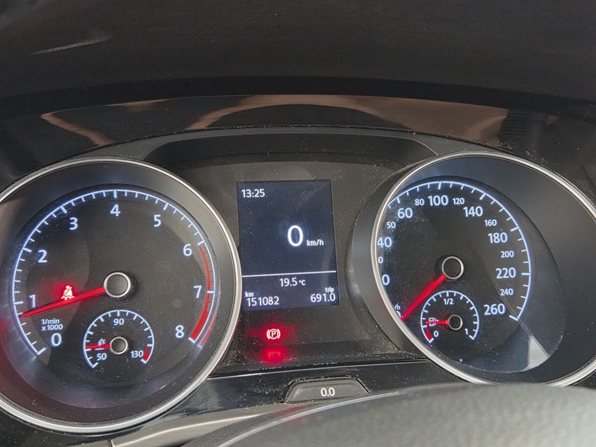 Volkswagen Volkswagen Touran — bild 9