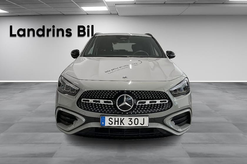 Bild 2 av Mercedes-Benz GLA 200