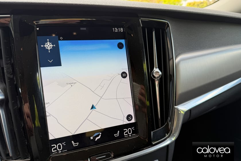 Bild 2 av Volvo V90 D3 Momentum 150 hk Automat - Dieselvärmare, Dragkrok