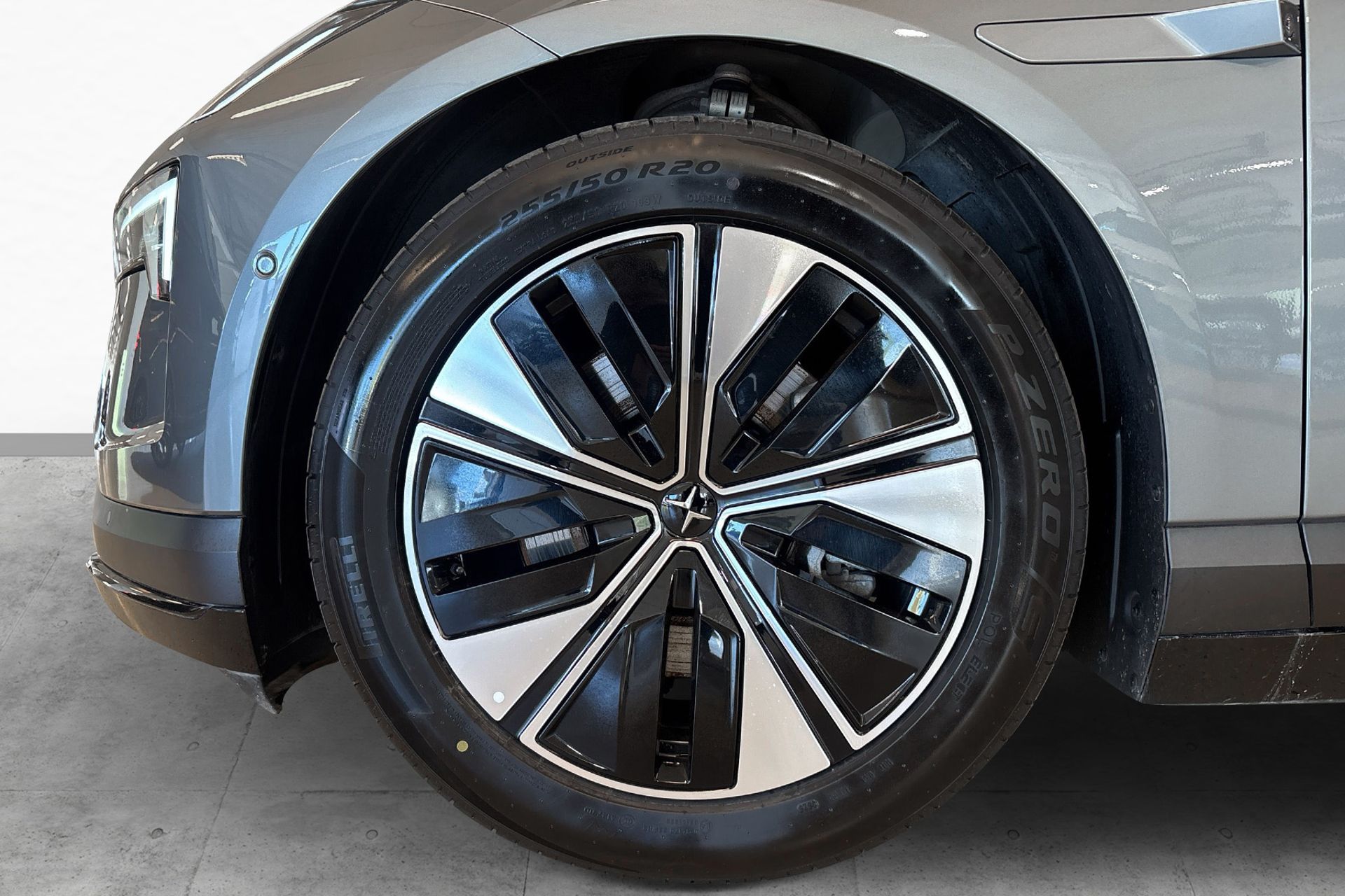 Polestar 4 Long range Dual motor Bus edt 2026, bild 6/10