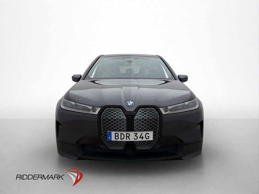 Bild 3 av BMW iX xDrive40 Sky H/K Laser Drag 360° Elstolar 22" MOMS