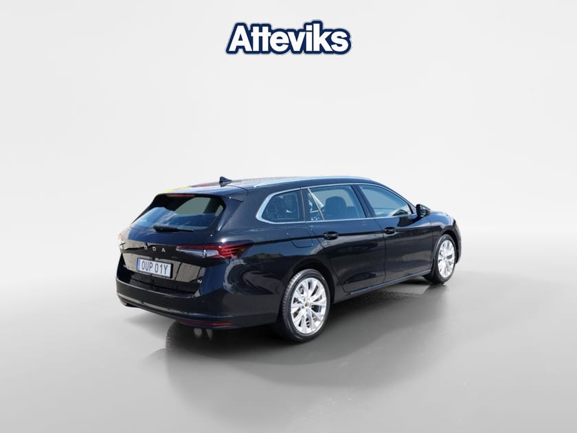 Bild 3 av Škoda Superb iV Kombi SELECTION 204 HK Drag Värmare Kamera