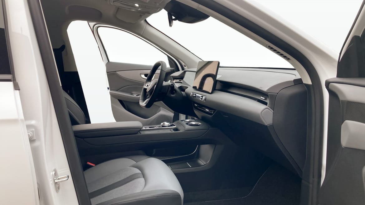 MG S5 EV Long Range 64 kWh, 231ps, 2025