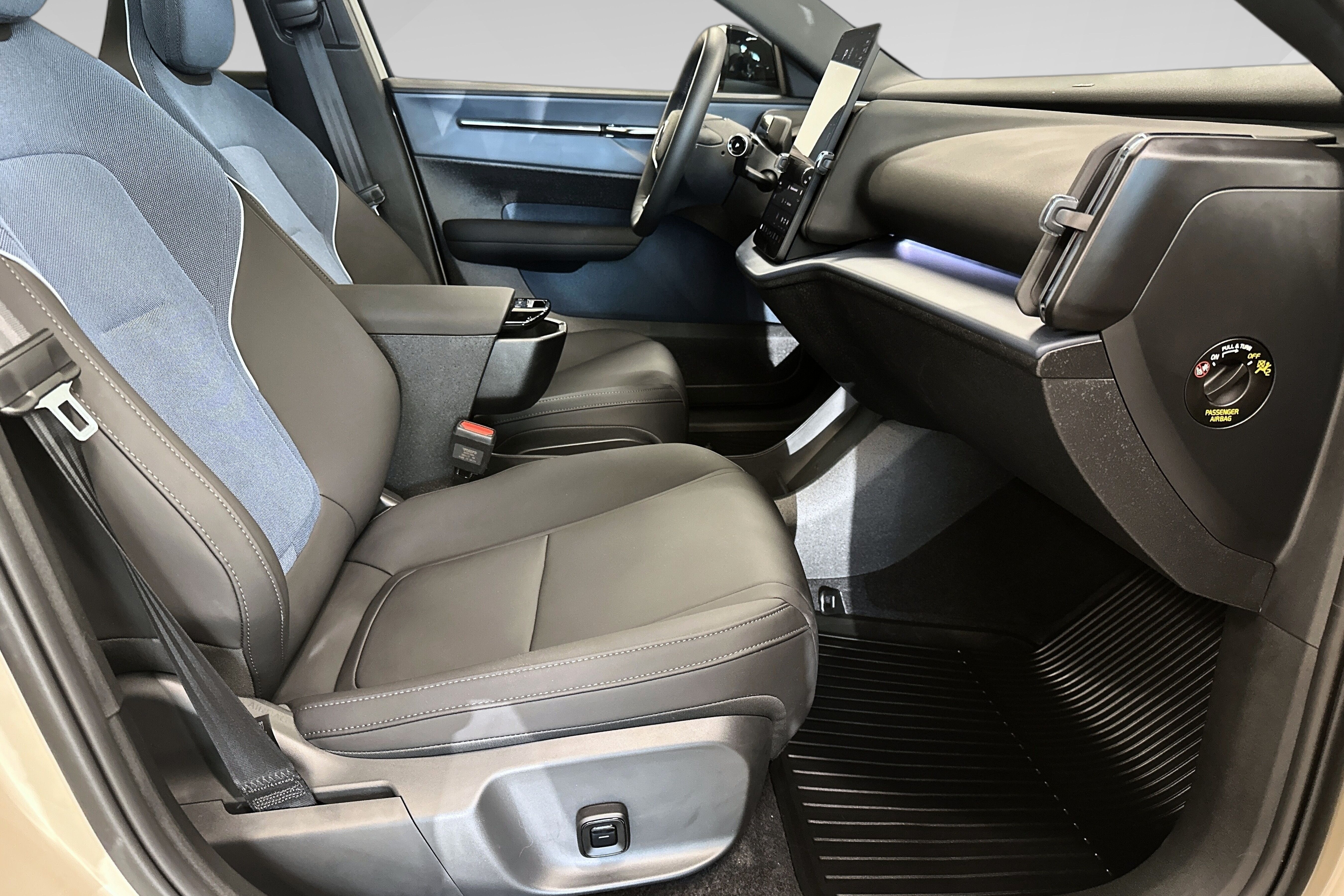 Volvo EX30 Cross Country Twin Motor Performance bilde 10