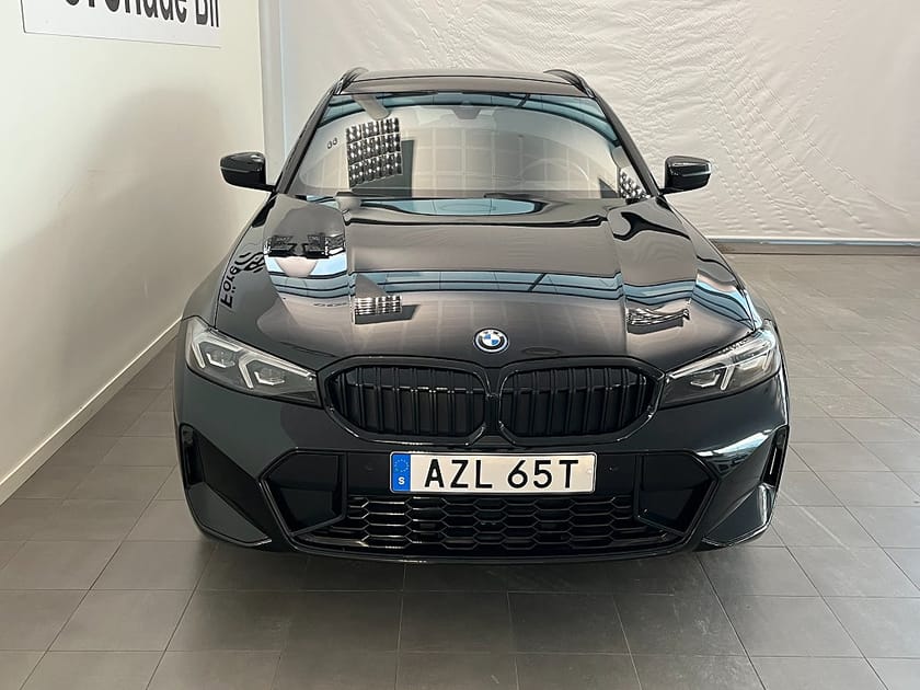 Bild 2 av BMW 330e xDrive Touring 4,95 ränta M Sport Pro Drag Rattvärme