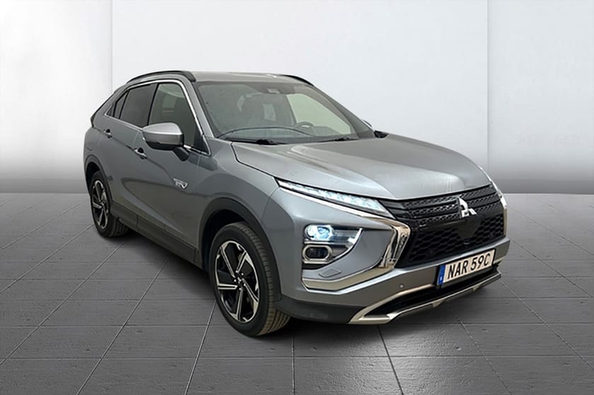 Bild 3 av Mitsubishi Eclipse Cross PHEV 2.4 AWD Delläder Kamera Keyless 188hk