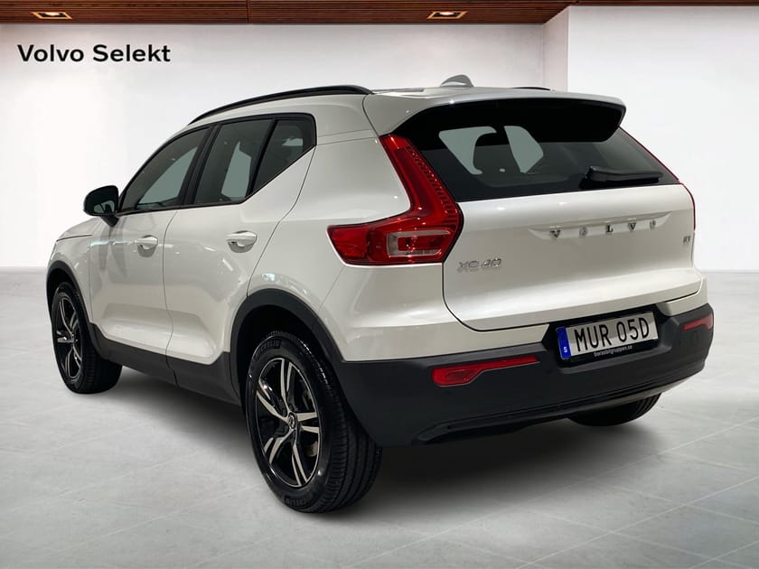 Bild 2 av Volvo XC40 B3 FWD Bensin Plus Dark