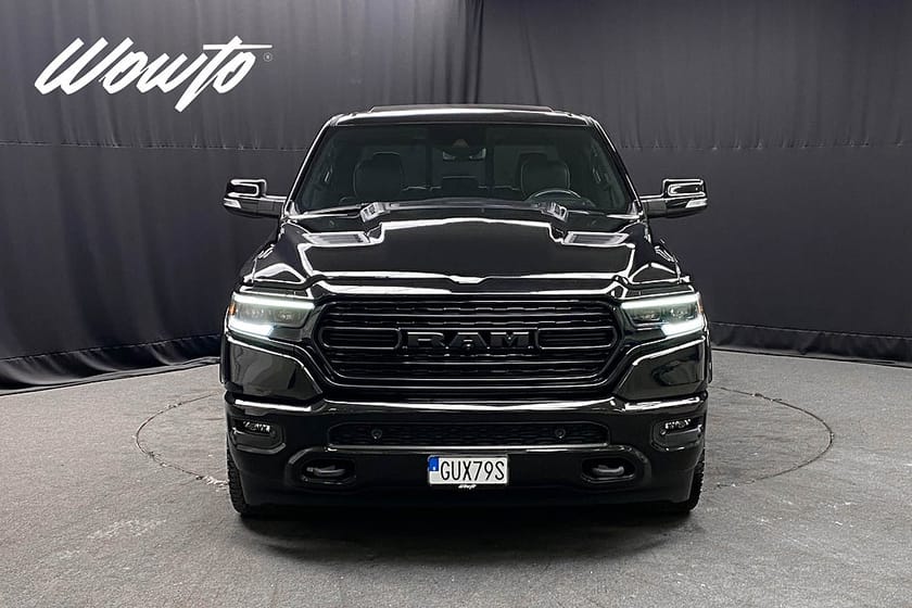 Bild 2 av RAM 1500 Crew Cab Dodge 5.7 V8 395HK Limited Night /Borla /Moms