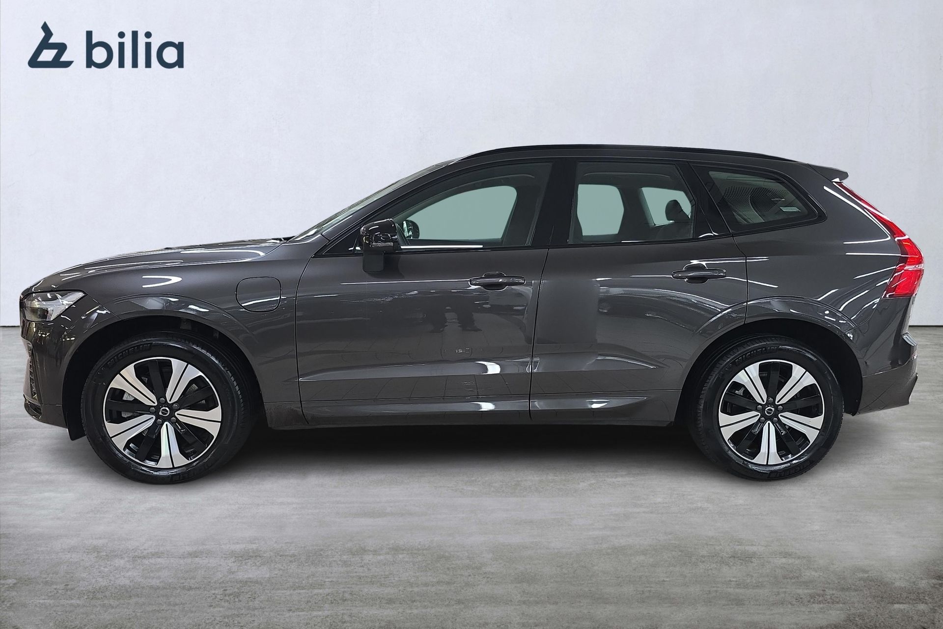 Volvo XC60 T6 Plus Dark Edition 2025, bild 3/10