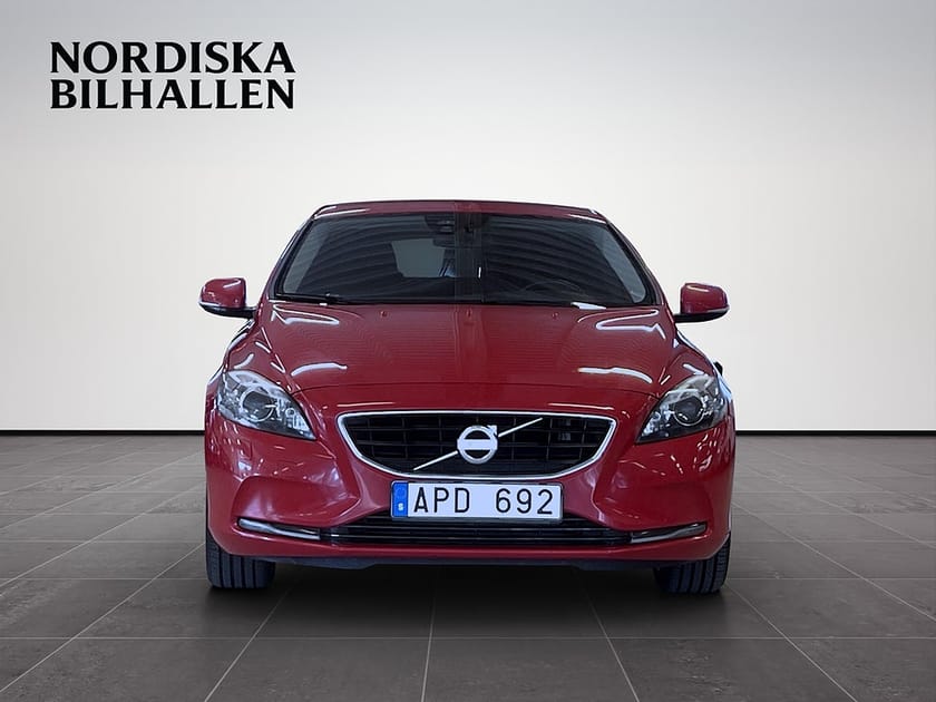 Bild 2 av Volvo V40 T3 Momentum Kamrem bytt Dragkrok Backkamera Bluetooth