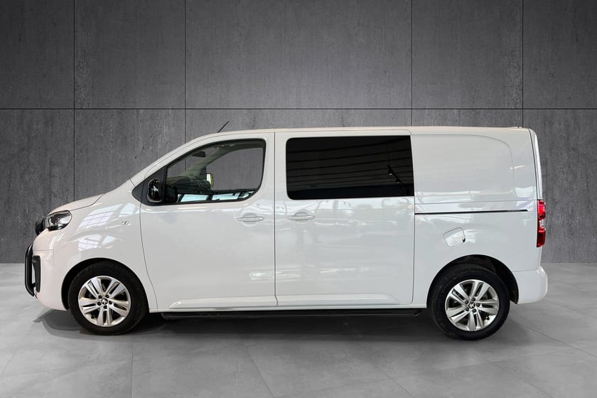 Bilde 2 av Peugeot Expert 2.0 BlueHDi, 180 hk automat, krok, ekstralys, webasto