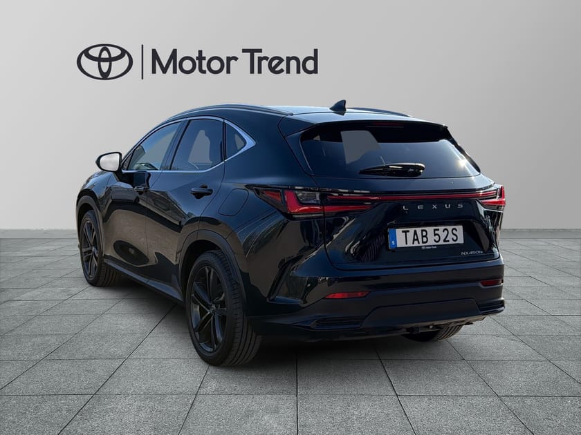 Bild 2 av Lexus NX 450h+