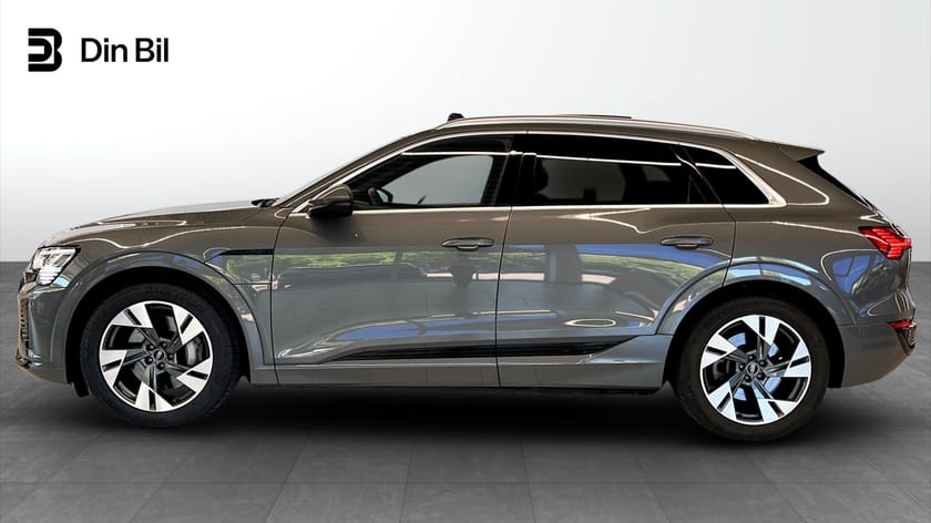 Bild 2 av Audi Q8 55 e-tron quattro S line 300 kW