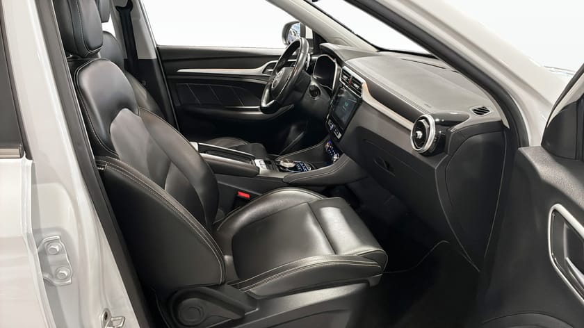 Bild 3 av MG ZS EV LHD 45KWH LUXURY MY21, Pano Kamera Carplay