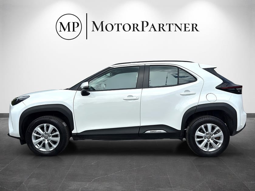 Bild 4 av Toyota Yaris Cross Hybrid 115 AWD-i e-CVT Active Euro 6