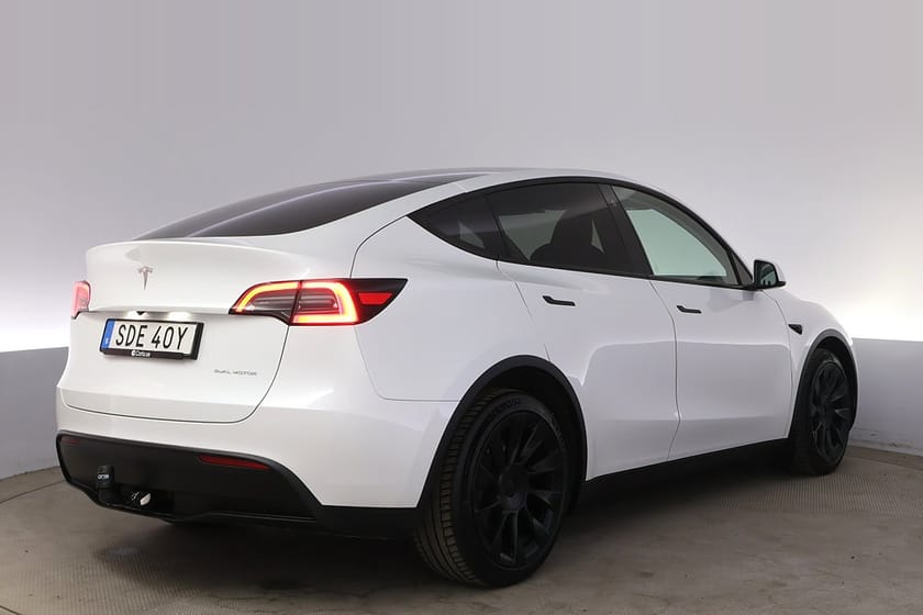 Bild 5 av Tesla Model Y Long Range AWD Autopilot Panorama 20'' Drag