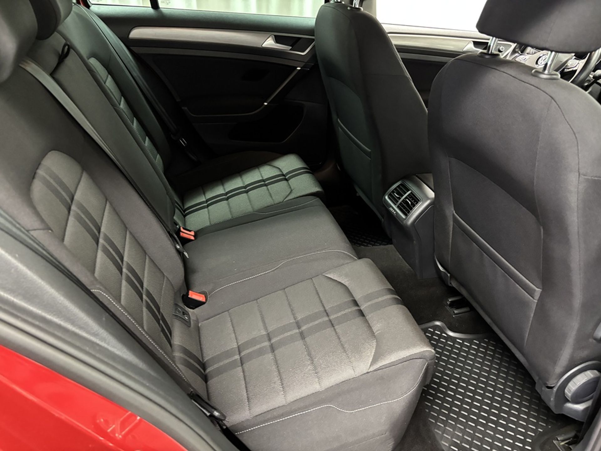 Volkswagen Golf 2016, kuva 5/6