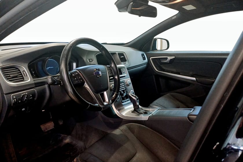 Bild 5 av Volvo V60 Cross Country D4 AWD Momentum BE