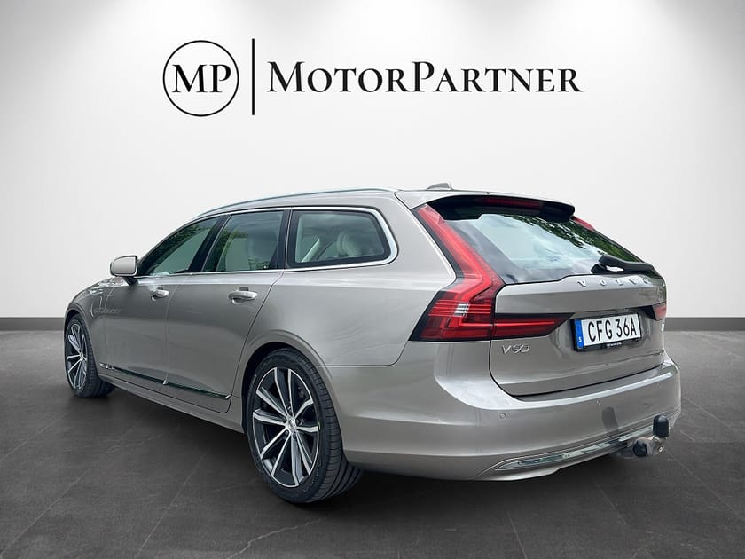 Bild 5 av Volvo V90 Recharge T6 AWD Inscription H/K Orrefors Skinnklädsel