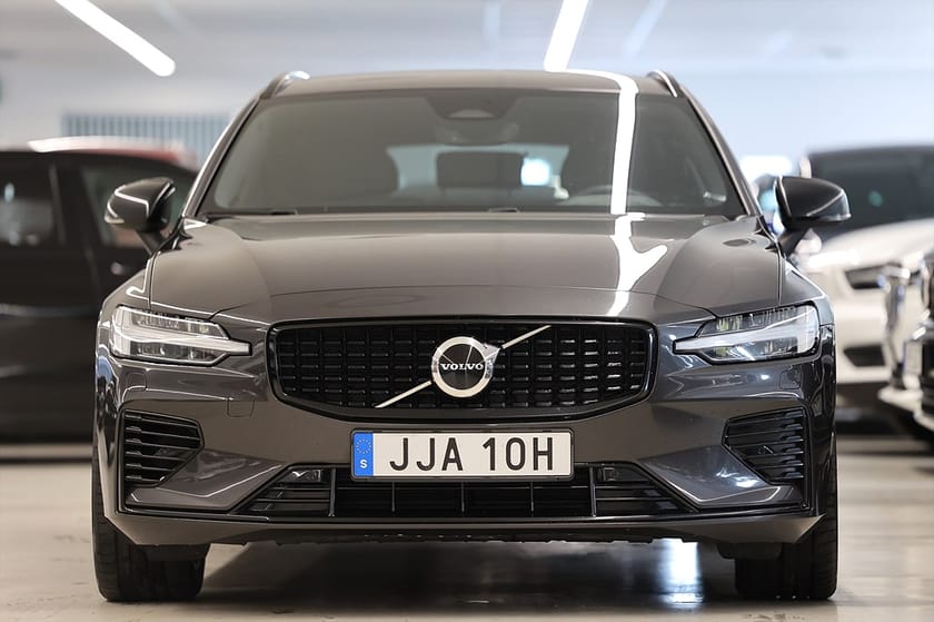 Bild 5 av Volvo V60 Recharge T6 AWD 399hk Plus Dark Drag B-Kamera