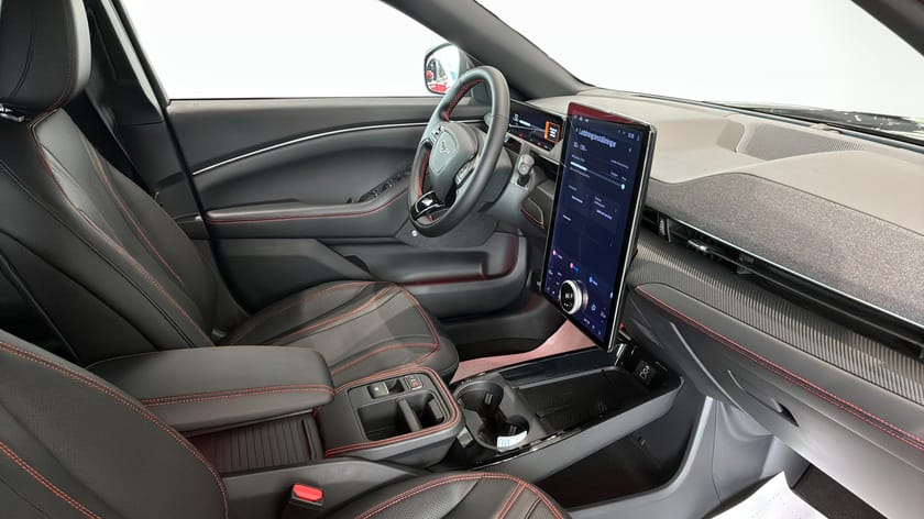 Bild 3 av Ford Mustang Mach-E Long Range Premium RWD 276hk