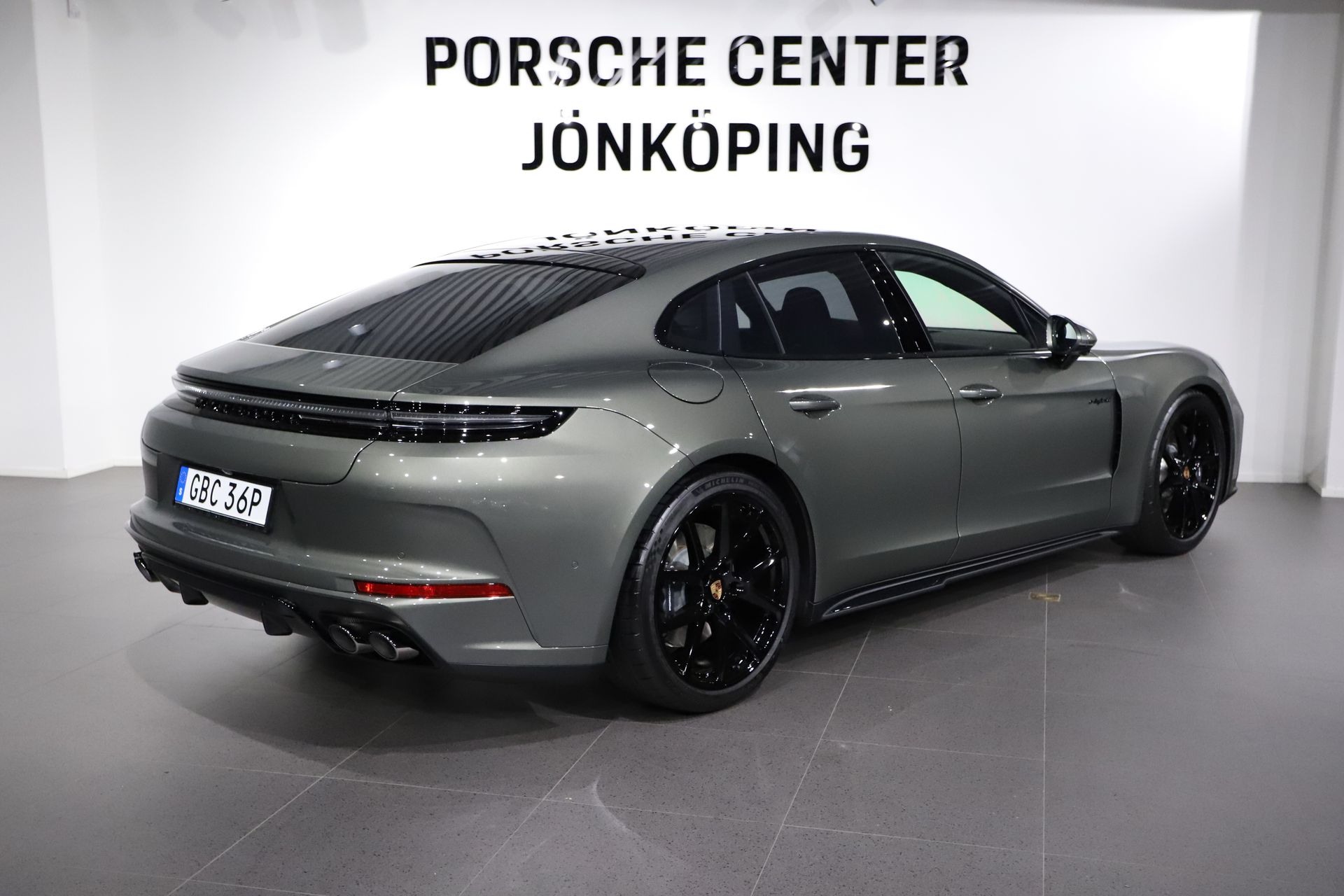 Porsche Panamera 4 E-Hybrid 470hk 2025, bild 5/10