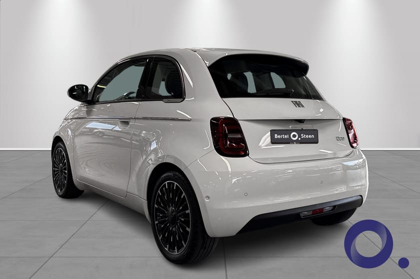Bilde 3 av Fiat 500e 3+1 3+1|Carplay|Ryggekamera|Lav km