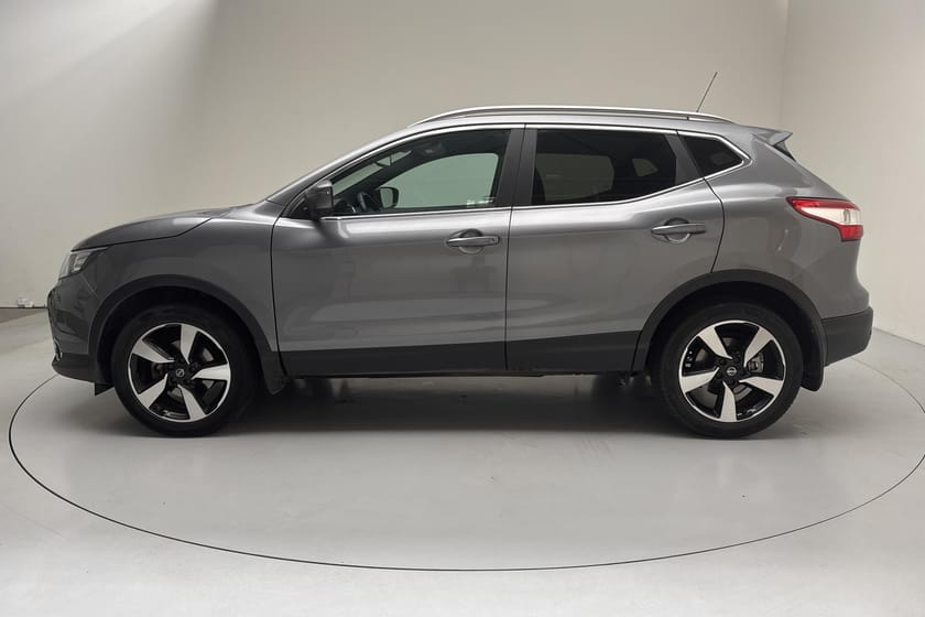 Bild 2 av Nissan Qashqai 1.2 (115hk) N-Vision GPS 360 Drag