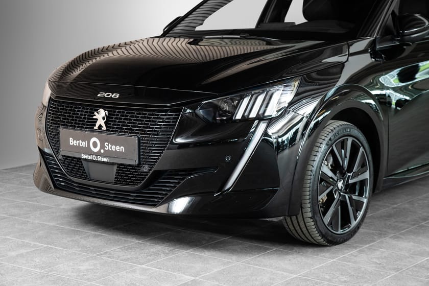 Bilde 3 av Peugeot e-208 GT 136 HK