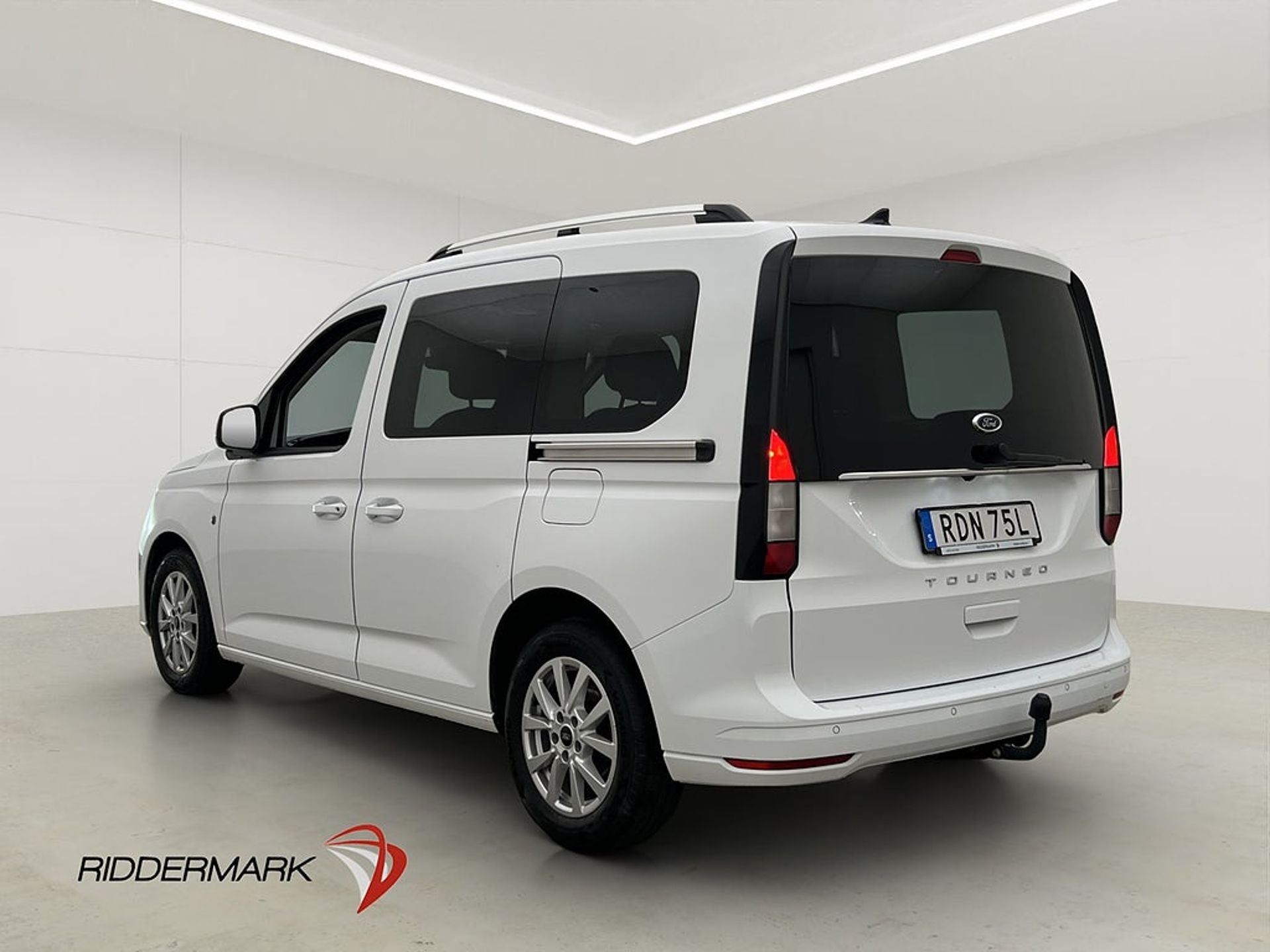 Ford Tourneo Connect 5-Sits D-Värm 2023, bild 7/10