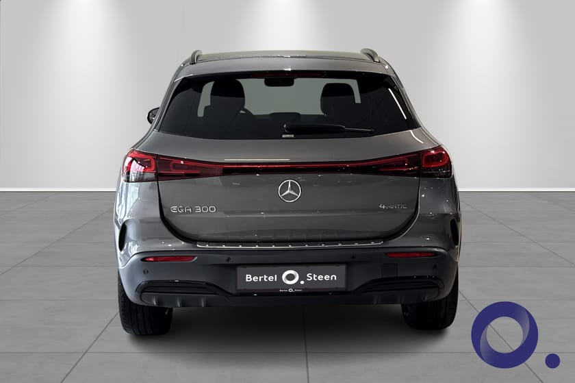 Bilde 4 av Mercedes-Benz EQA 300 4MATIC AMG Hengerfeste 360-kamera