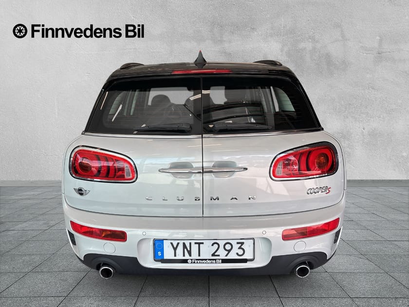 Bild 4 av MINI Cooper S ALL4 Clubman – Salt II (V-hjul)