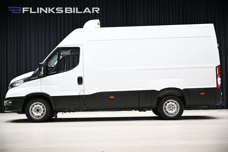 Iveco Daily 35-140 Van 2.3 JTD 136HK Automat|Kylbil|Lågmil|Nattkyla|Leasbar