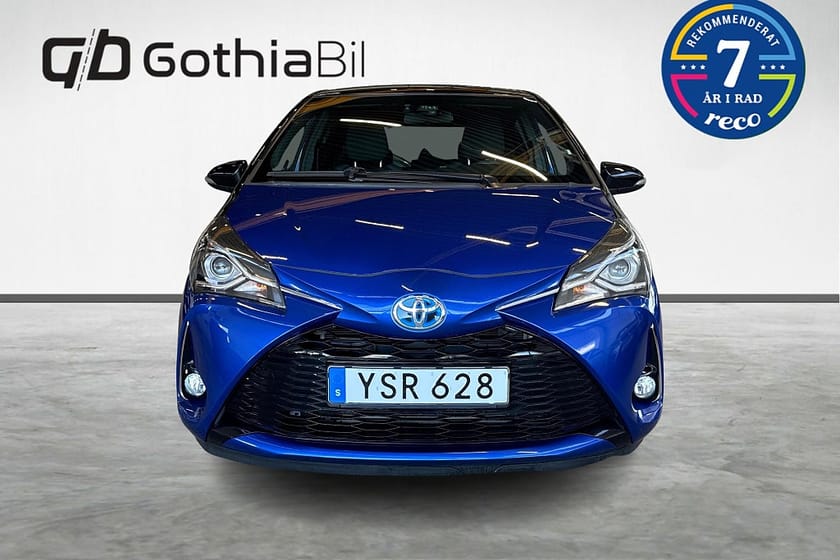 Bild 2 av Toyota Yaris Hybrid e-CVT Selection Backkamera Bi-Tone Plus Keyless