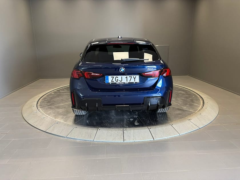 Bild 4 av BMW 120 M Sportpaket Dragkrok Innovation Rattvärme HUD