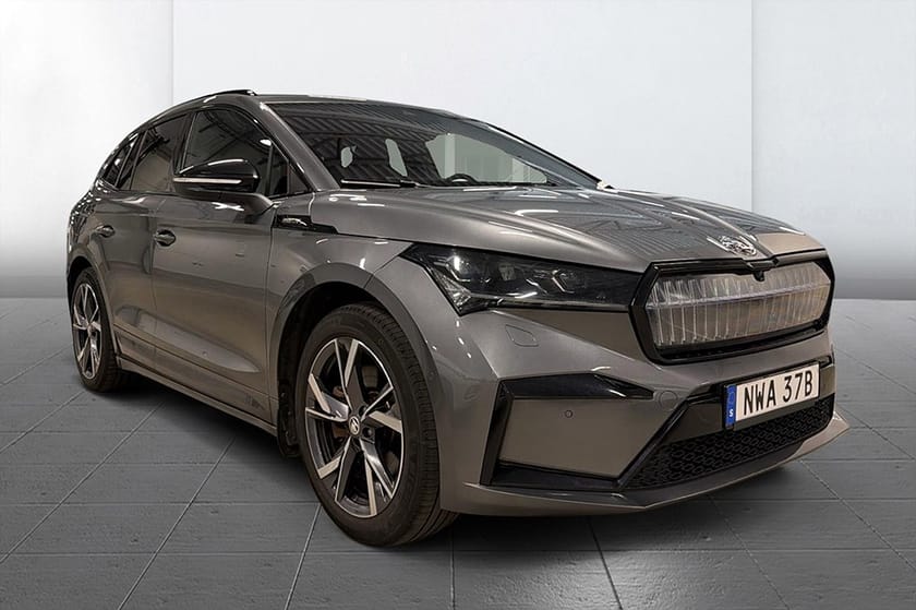 Bild 3 av Škoda Enyaq iV 80x Sportline Light&View+ Drag HUD Navi 360° Stolminne CANTON
