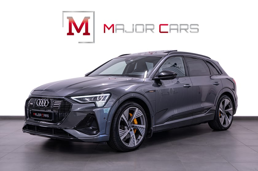 Bild 1 av Audi e-tron 55 quattro Q S-Line Pano B&O 22" HuD 360° RS-Säten Luft-F Drag
