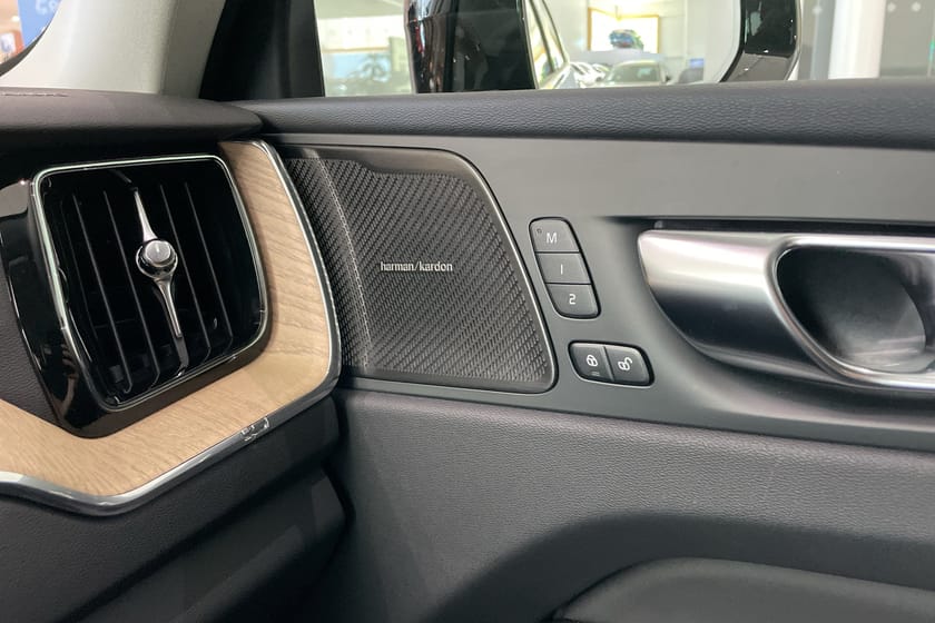 Bild 5 av Volvo XC60 T6 Plus Dark Nordic Edition