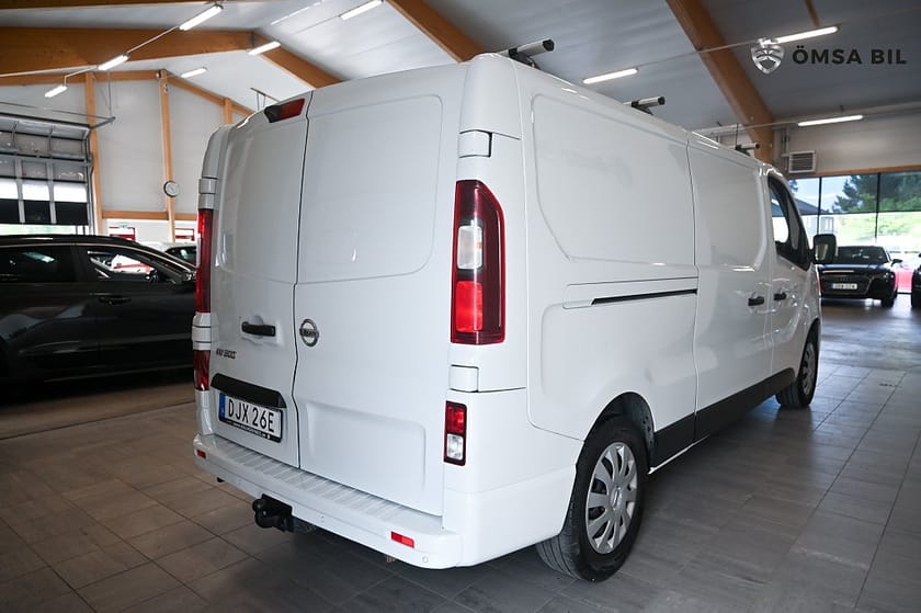 Bild 4 av Nissan NV300 Skåpbil 3-Sits 2.9t 2.0 dCi L2H1 Inredd 145hk Vinterdäck