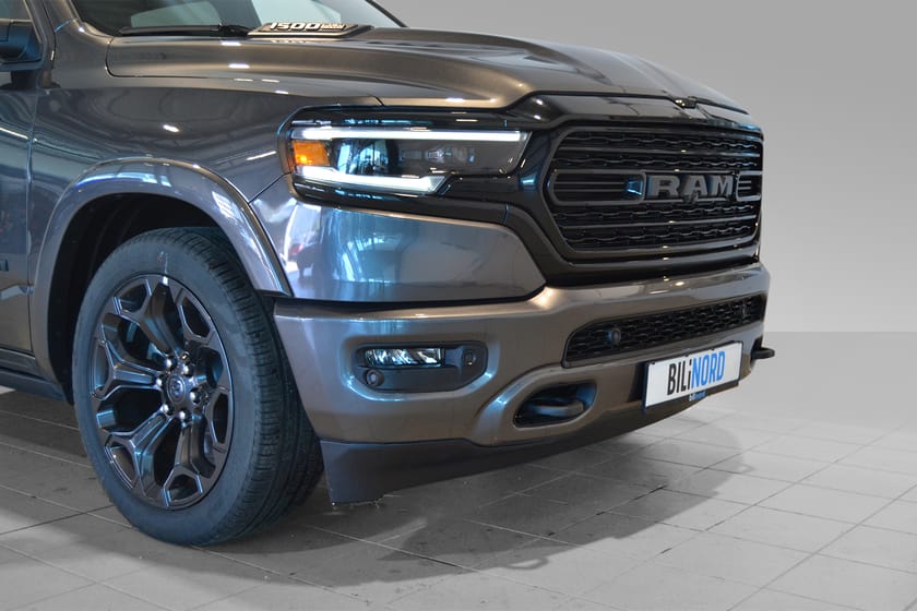 Bilde 4 av RAM 1500 Dobbelcab LIMITED /Panorama/Luft/Headup/3seter/Vinterhjul