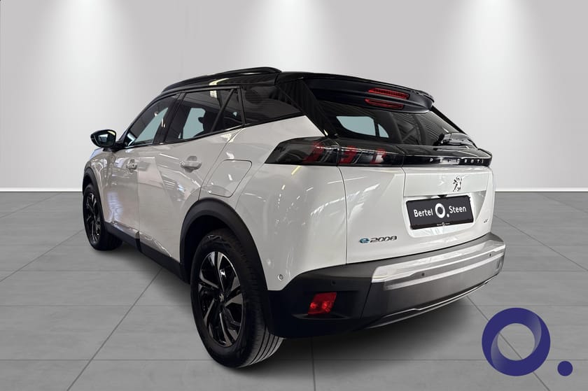 Bilde 3 av Peugeot e-2008 GT|Carplay|Adaptiv Cruice|Mye bra utstyr
