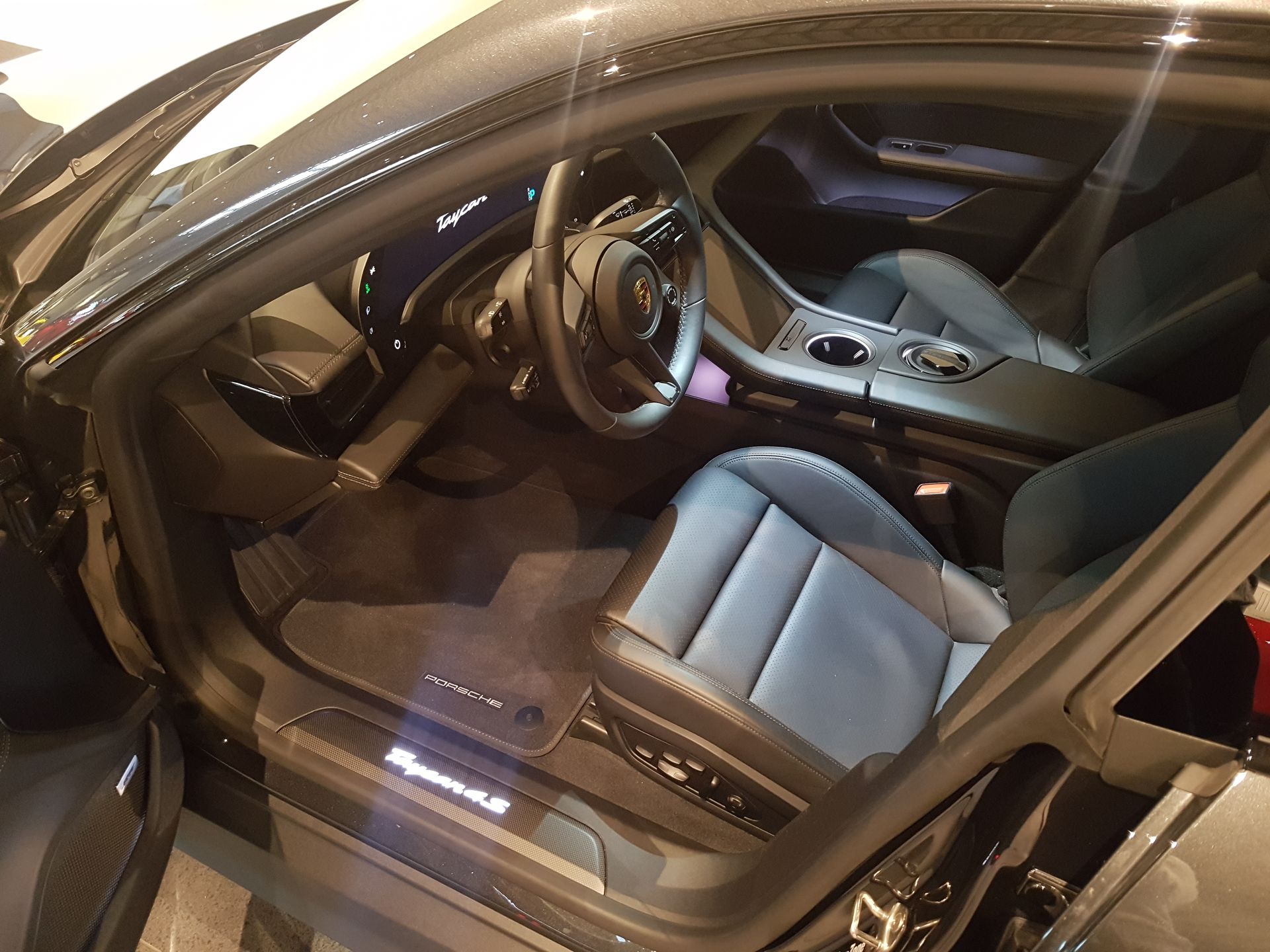 Porsche Taycan 4S 2023, bild 6/10