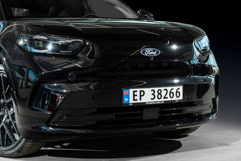 Bilde 2 av Ford Capri EV Extended Range AWD LR|MOMO|Premium|AWD|El.krok|Førerassist|HUD
