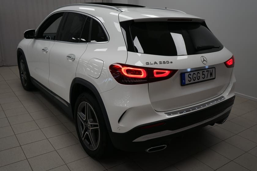 Bild 5 av Mercedes-Benz GLA 250 e 8G AMG-Line | Drag |