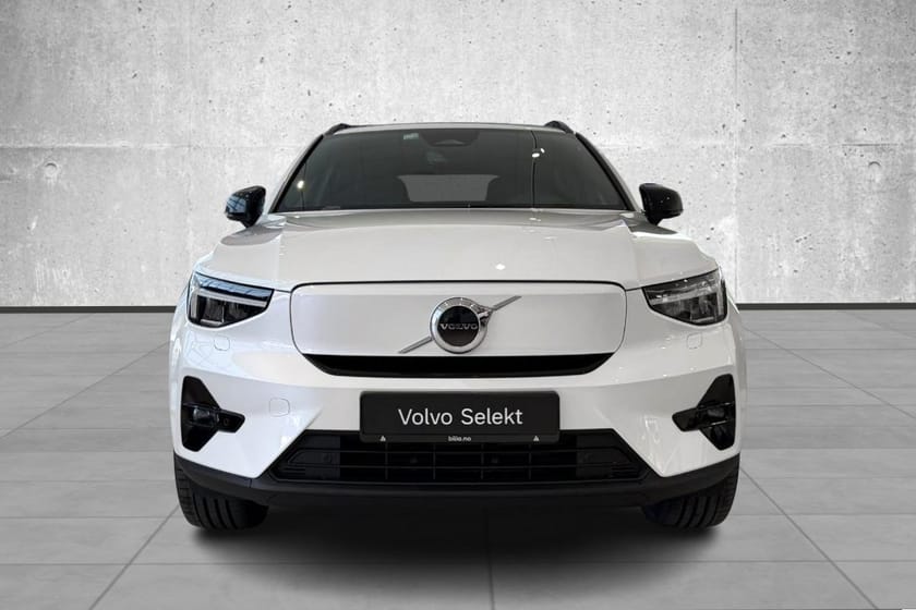 Bilde 3 av Volvo EX40 Twin Motor 408hk AWD Plus, Hengerfeste, Varmepumpe, Googel, App