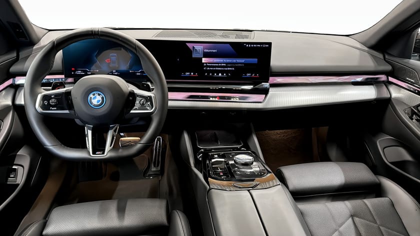 Bild 4 av BMW 530e xDrive Touring M Sport Drag Harman/Kardon Adaptiva Led
