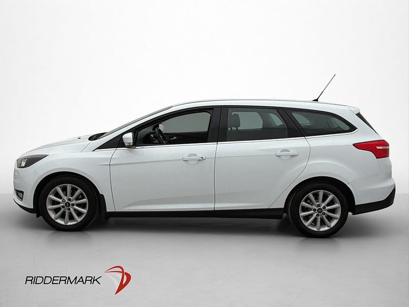 Bild 4 av Ford Focus Kombi 1.0 EcoBoost 100hk Titanium Drag P-sensor